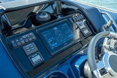 Buy a yacht IN STOCK - Beneteau