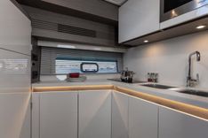 Лучшая цена на In Stock Gran Turismo 45