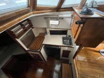 1988 Cape Dory Flybridge Cruiser 1988