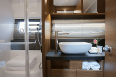 Лучшая цена на 2023  Bavaria R40 Fly - Charleston R40 Fly