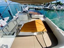 Buy a Knee Deep - PRESTIGE at Shestakov Yacht Sales