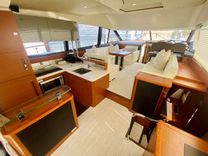 Buy a Knee Deep 2015 at Shestakov Yacht Sales