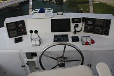 Продажа яхты - 2000