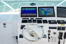 Купить яхту Box Office в Shestakov Yacht Sales