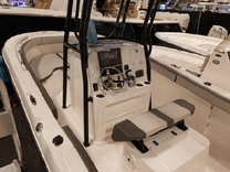 Купить 2022 Aquasport 2300 Center Console