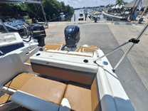 best yacht sales deals 2022 Starcraft SVX 231 OB