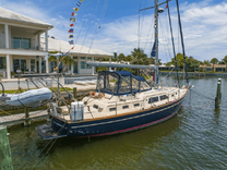 best yacht sales deals - 465