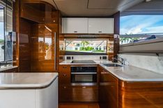 Buy a yacht Endeavor