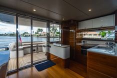 Buy a yacht Endeavor 55