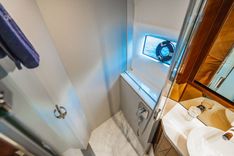 best yacht sales deals Endeavor