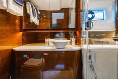 Buy a Endeavor 55 at Shestakov Yacht Sales