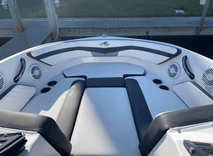 Стоимость яхты 2020 Monterey M-205 M-205