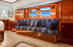 the best price on MISS SILVER