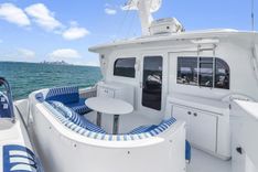 Buy a yacht Hatteras 80 Motor Yacht