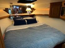 the best price on PIGAL 38