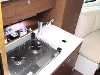 Buy a 2018 Jeanneau Leader 10.5 - Jeanneau at Shestakov Yacht Sales