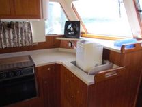 Buy a 2002 Mainship 390 Trawler - MAINSHIP at Shestakov Yacht Sales