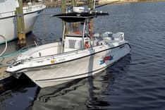 the best price on Mister Lucky 2007