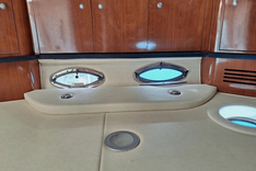 Купить яхту MiCa - SEA RAY в Shestakov Yacht Sales