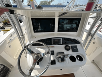 best yacht sales deals 2008 Boston Whaler 320 Outrage