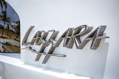 Buy a yacht Lovin Life 2008