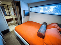 Buy a Lovin Life - Lazzara at Shestakov Yacht Sales