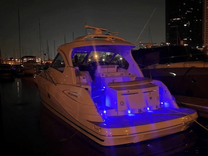 Buy a 2011 Four Winns V475 - FOUR WINNS at Shestakov Yacht Sales