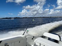 2015 Century 3200 Center Console - CENTURY BOATS yacht sale