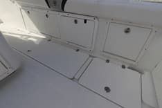 Buy a yacht 2015 Century 3200 Center Console 2015