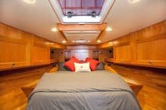 2010 Costal Craft 400 IPS Coastal Cruiser 48