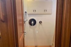 Лучшая цена на 2010 Costal Craft 400 IPS Coastal Cruiser 48