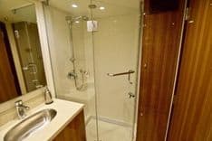 Купить яхту 2010 Custom Axcell Yachts 650 Power Catamaran 66 в Shestakov Yacht Sales