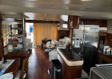 Buy a yacht 2004 Marquis 65 2004