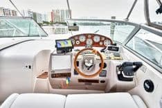 Buy a 2005 Rinker Fiesta Vee 342 - RINKER at Shestakov Yacht Sales