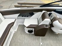 the best price on 2019 Scarab 255 ID Open - SCARAB