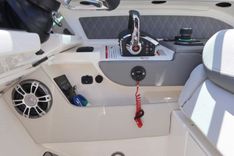 Settle Down 2023 yacht sale