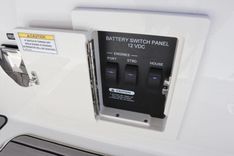 Settle Down - SEA RAY yacht sale