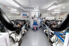 Лучшая цена на 2027 MCP 106 LE - MCP YACHTS