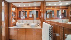 Купить яхту GBXSK04137L607 2007 в Shestakov Yacht Sales