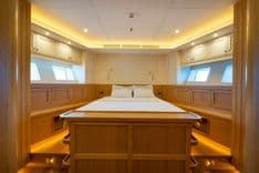 85' SEMI DISPLACEMENT TRAWLER - MURAL YACHTS