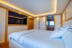 the best price on 85' SEMI DISPLACEMENT TRAWLER 84