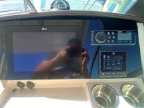 best yacht sales deals CASA - 2022 Boston Whaler 240 Vantage @ Cancun