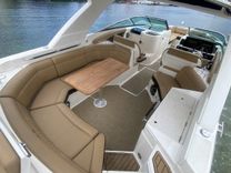 Buy a yacht CASA - 2021 SEA RAY 350 SLX @ CANCUN - SEA RAY