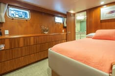 Купить Golden Eagle - Broward Yacht