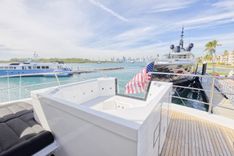 the best price on XSK06864H718 86 Yacht