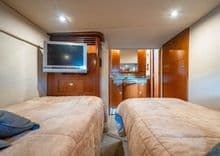 best yacht sales deals 2005 Sea Ray 480 Sundancer 2005