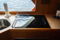 best yacht sales deals Sunshine 72