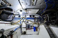 Продажа яхты MAHA 2000