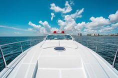 DROP OUT - PERSHING yacht sale