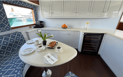 Купить яхту Day Dream IV 1998 в Shestakov Yacht Sales